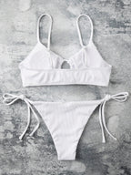 Verónica® | Effortless and Bikinis