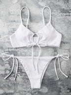 Verónica® | Effortless and Bikinis