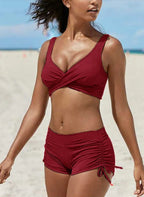 Effortlessly Elegant Bathing Suit with a Timeless Design