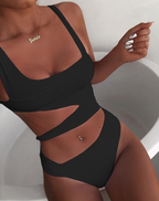 Lara® | Bikini Striking, and Bold