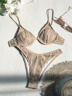 Effortlessly Elegant Top with a Timeless Design