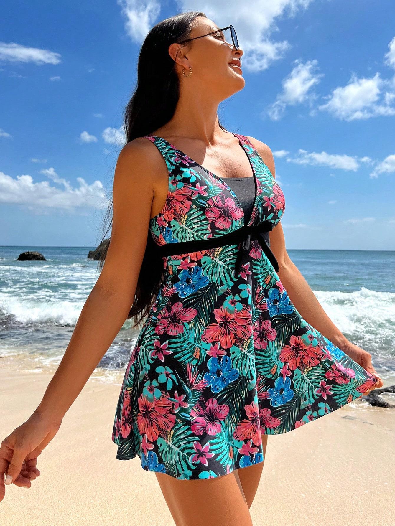 Finely Styled Top with a Classic Vintage Look