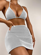 Casually Elegant Garment with a Refined Edge