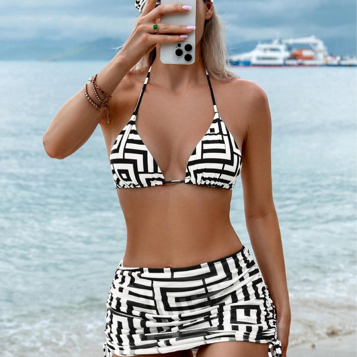 Casually Elegant Top with a Refined Edge