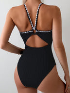 Finely Styled Top with a Classic Vintage Look