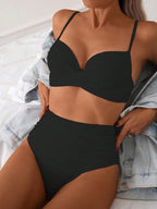 Effortlessly Elegant Top with a Timeless Design