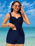 Finely Styled Top with a Classic Vintage Look
