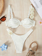 Effortlessly Elegant Top with a Timeless Design