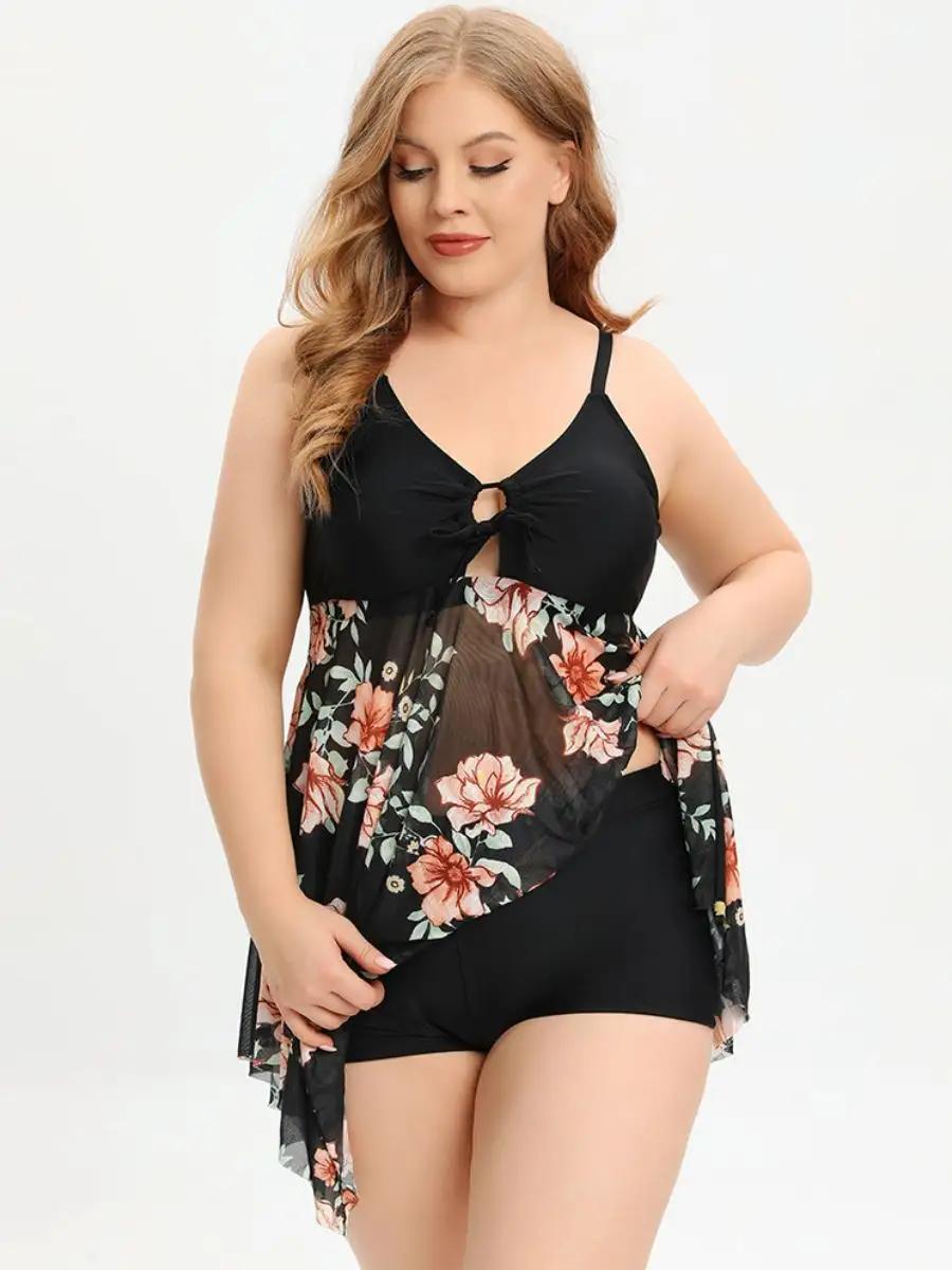 Casually Elegant Garment with a Refined Edge