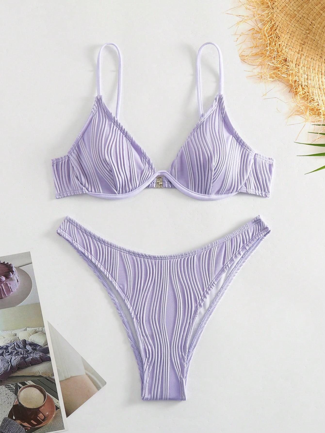 Effortlessly Elegant Top with a Timeless Design