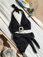 Effortlessly Elegant Top with a Timeless Design