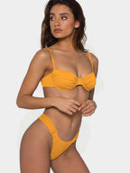 Effortlessly Elegant Garment with a Timeless Design