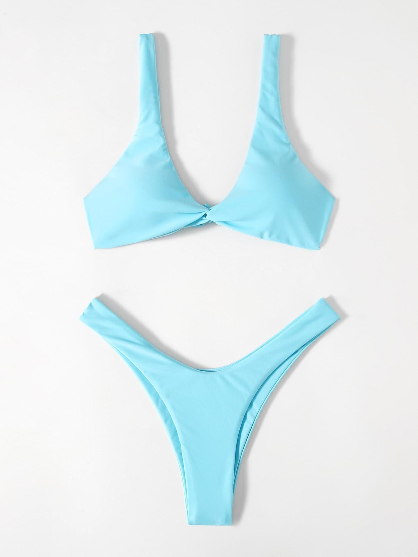 Classic Vintage Top with a Flattering Fit