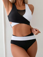 Casually Elegant Garment with a Refined Edge