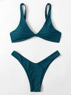 Classic Vintage Top with a Flattering Fit