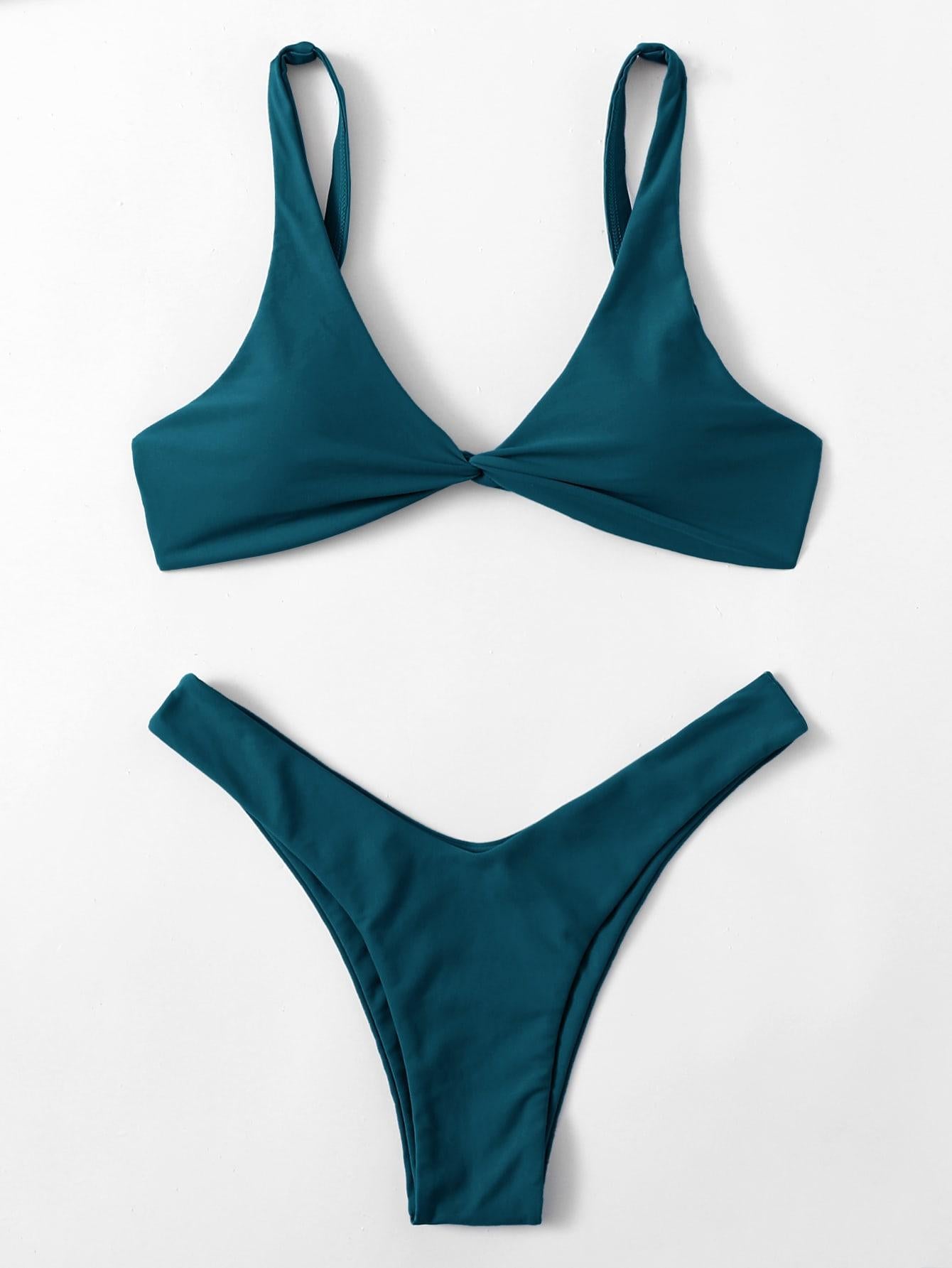 Classic Vintage Top with a Flattering Fit