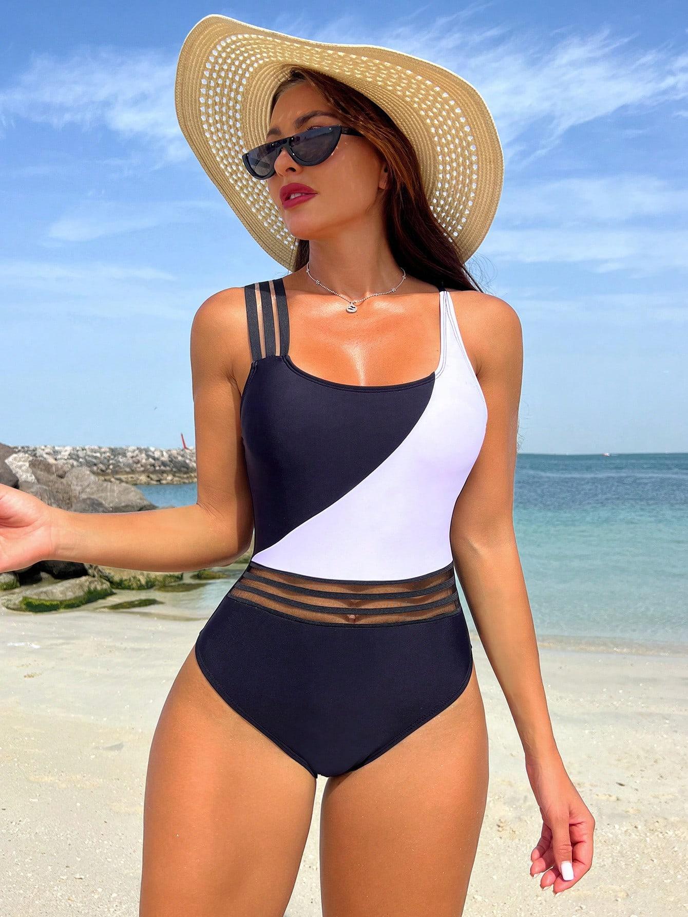Effortlessly Elegant Garment with a Timeless Design