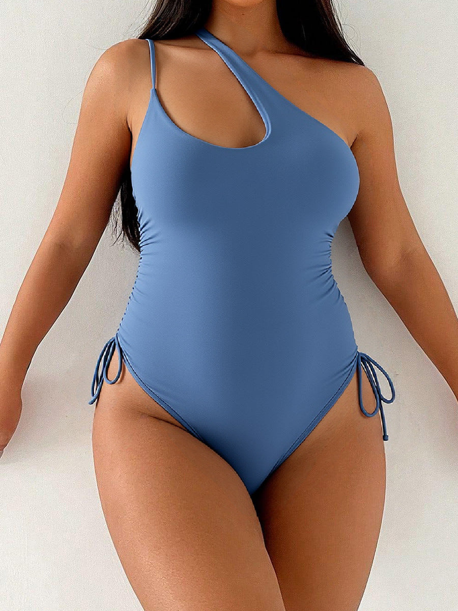 Casually Elegant Garment with a Refined Edge