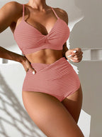 Finely Styled Top with a Classic Vintage Look