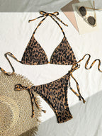 Classic Vintage Top with a Flattering Fit