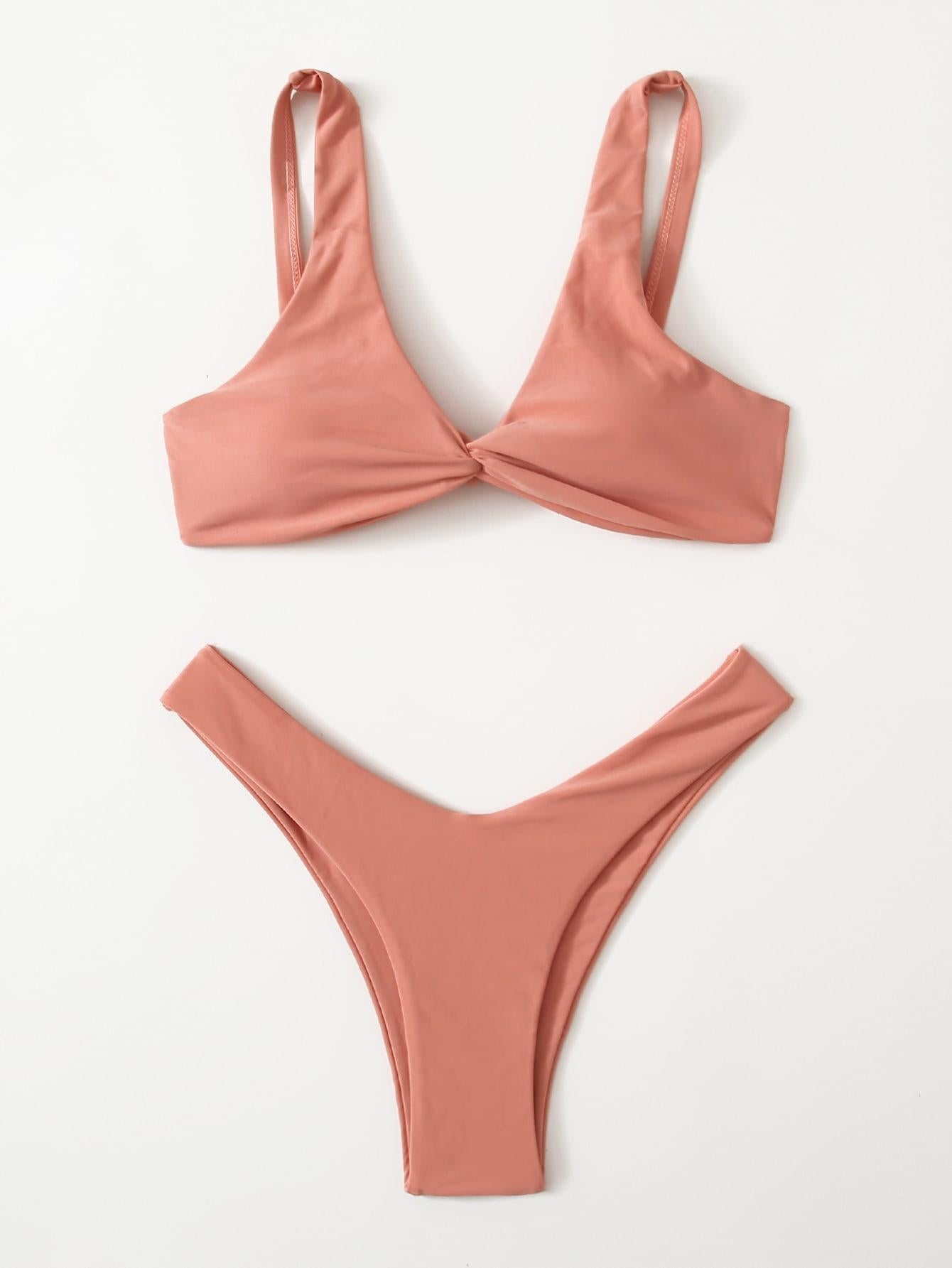 Classic Vintage Top with a Flattering Fit