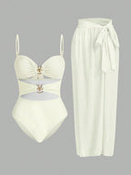 Effortlessly Elegant Top with a Timeless Design