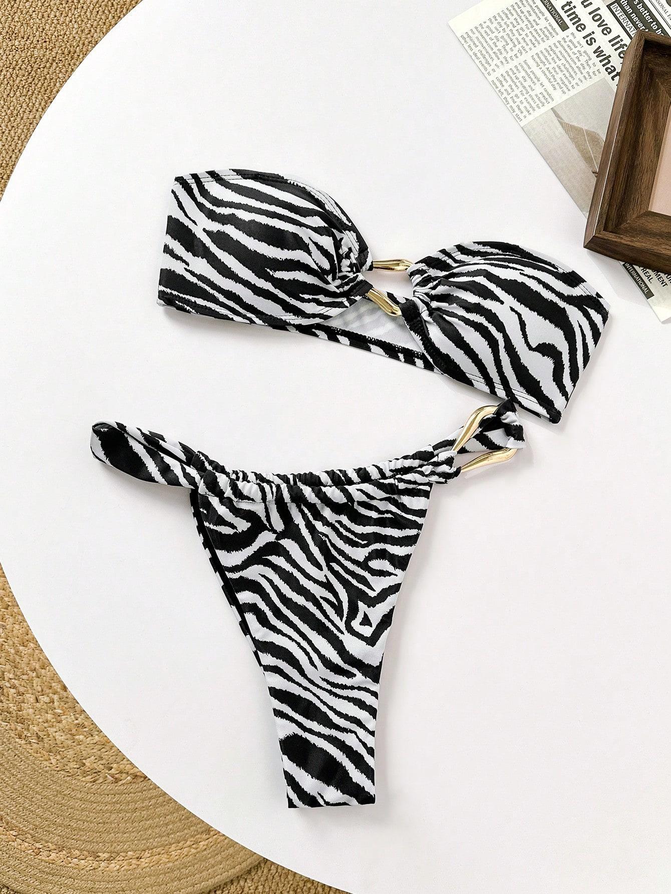 Effortlessly Elegant Bikini with a Timeless Design