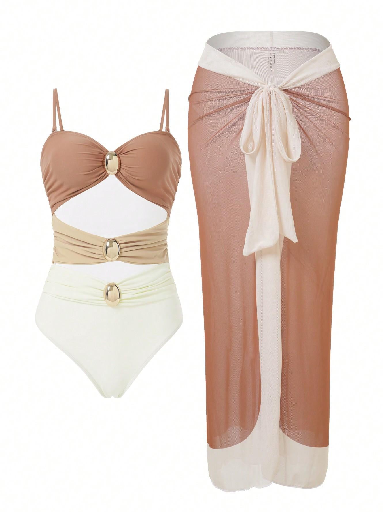 Effortlessly Elegant Top with a Timeless Design