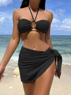 Effortlessly Elegant Bikini with a Timeless Design