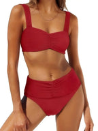Beautifully Finished Bikini in a Timeless Design