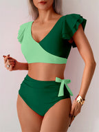 Effortlessly Elegant Bikini with a Timeless Design
