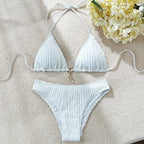 Effortlessly Elegant Bathing Suit with a Timeless Design