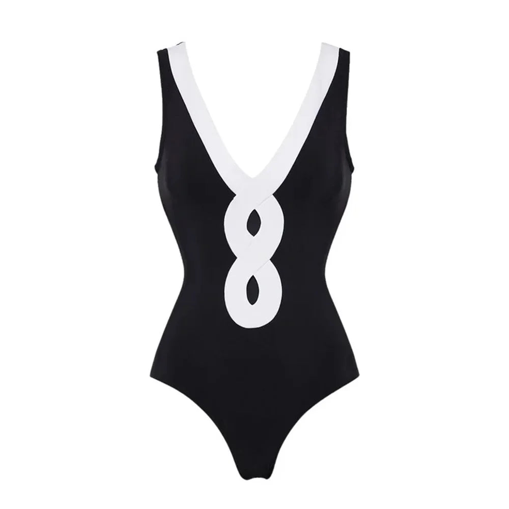 Finely Styled Swimsuit with a Classic Vintage Look