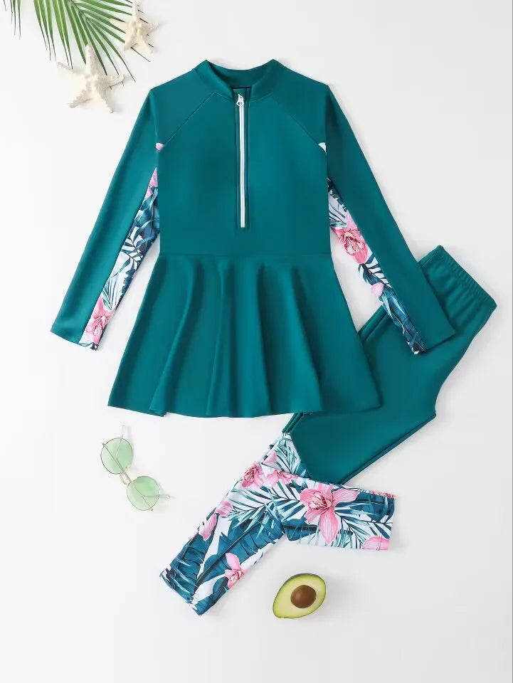 Casually Elegant Dress with a Refined Edge