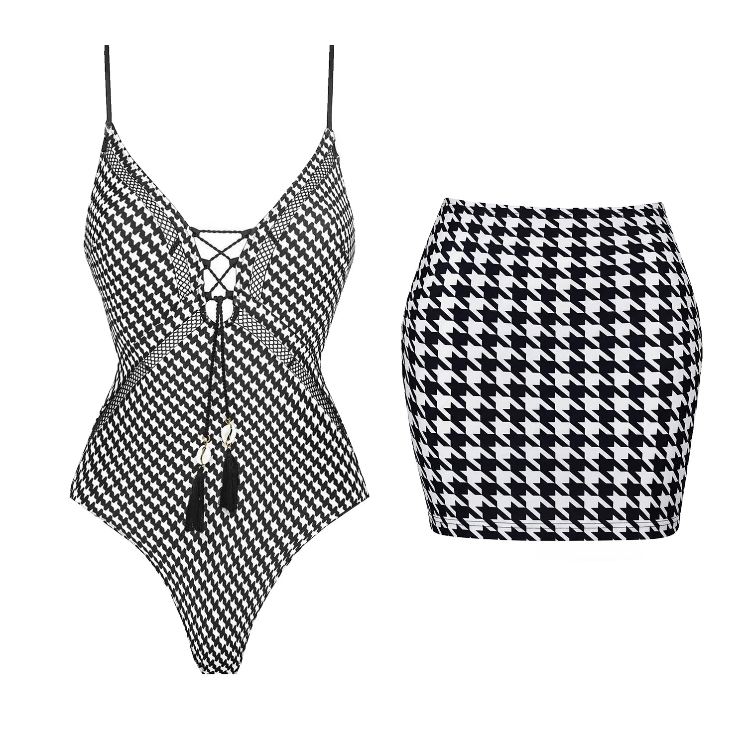 Effortlessly Elegant Bathing Suit with a Timeless Design