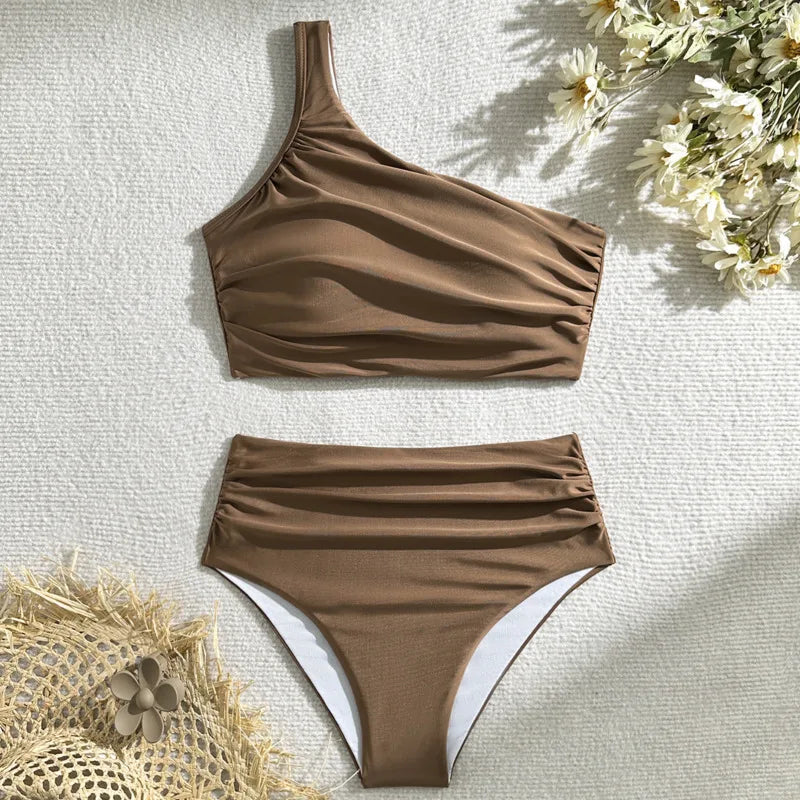 Casually Elegant Bathing Suit with a Refined Edge