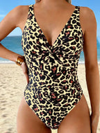 Effortlessly Elegant Swimsuit with a Timeless Design