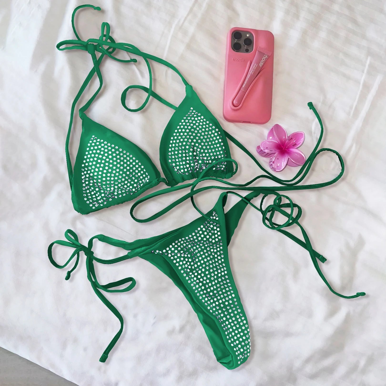 Beautifully Finished Bikini in a Timeless Design