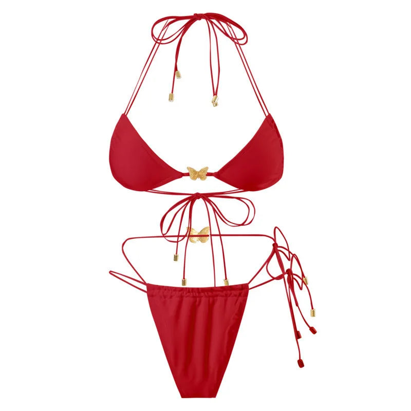 Effortlessly Elegant Bathing Suit with a Timeless Design
