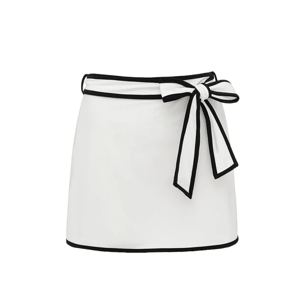 Effortlessly Elegant Bathing Suit with a Timeless Design