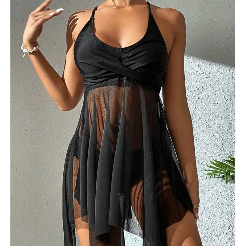 Effortlessly Elegant Bathing Suit with a Timeless Design