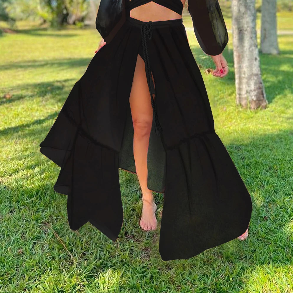 Effortlessly Elegant Bathing Suit with a Timeless Design