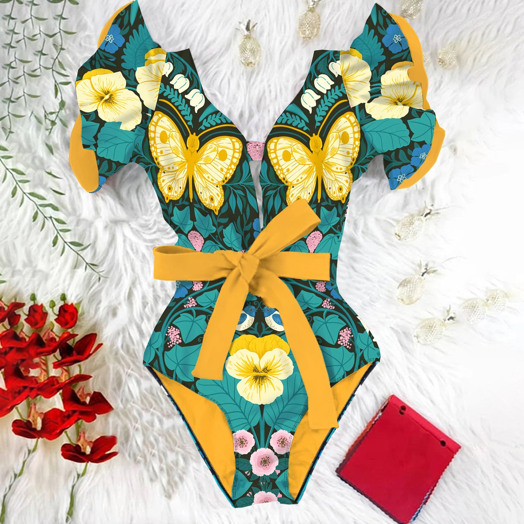 Effortlessly Elegant Bathing Suit with a Timeless Design