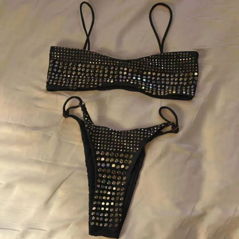 Classic Vintage Bathing Suit with a Flattering Fit
