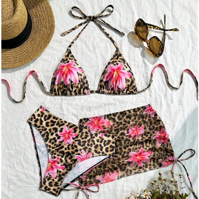 Vintage Style Bathing Suit with a Modern Fit