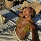 Effortlessly Elegant Bikini with a Timeless Design