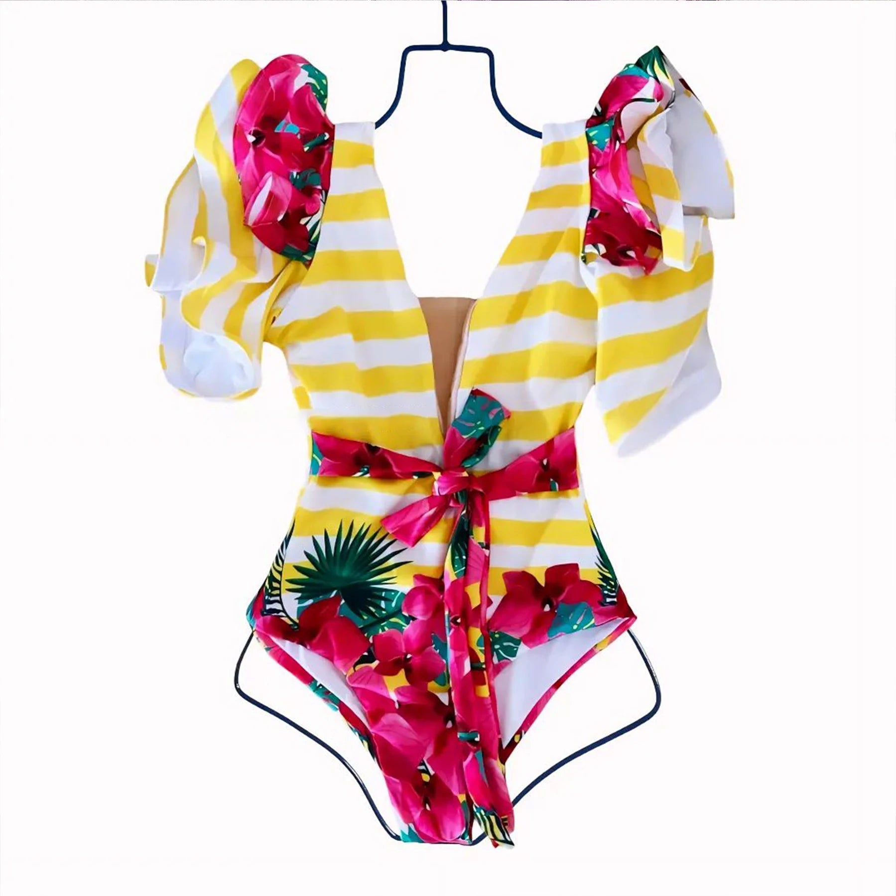 Effortlessly Elegant Bathing Suit with a Timeless Design