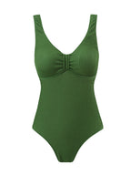 Finely Styled Monokini with a Classic Vintage Look