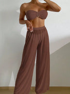 Casually Elegant Pants with a Refined Edge