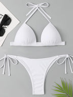 Effortlessly Elegant Bikini with a Timeless Design